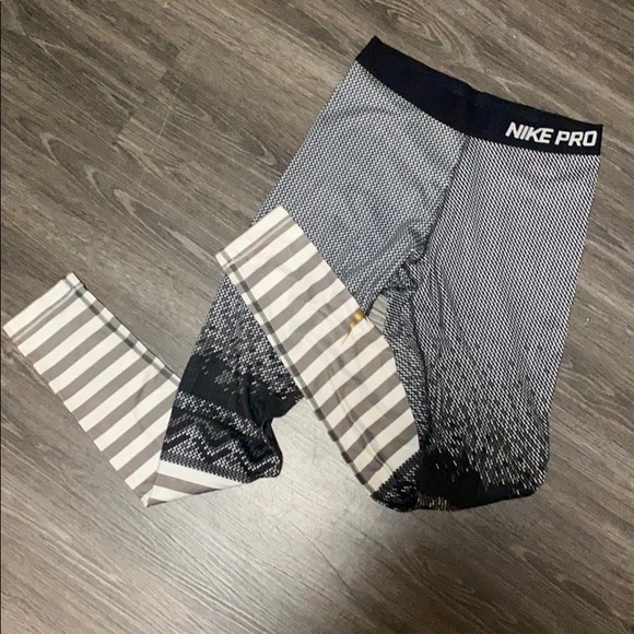 Nike Other - Nike leggings